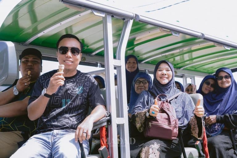 Buggy Kuning, Buggy Hijau: Tumpuan Jemaah Setiap Sabtu