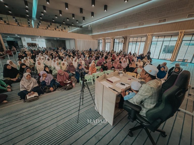 Kehangatan Pengajian Sabtu Bersama Jemaah